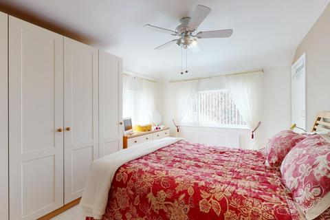 87 Sandwich Road, Whitfield, Dover, CT16 3LU