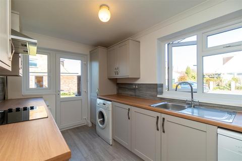 16 Bladon Road, Ruddington, Nottingham, NG11 6DR