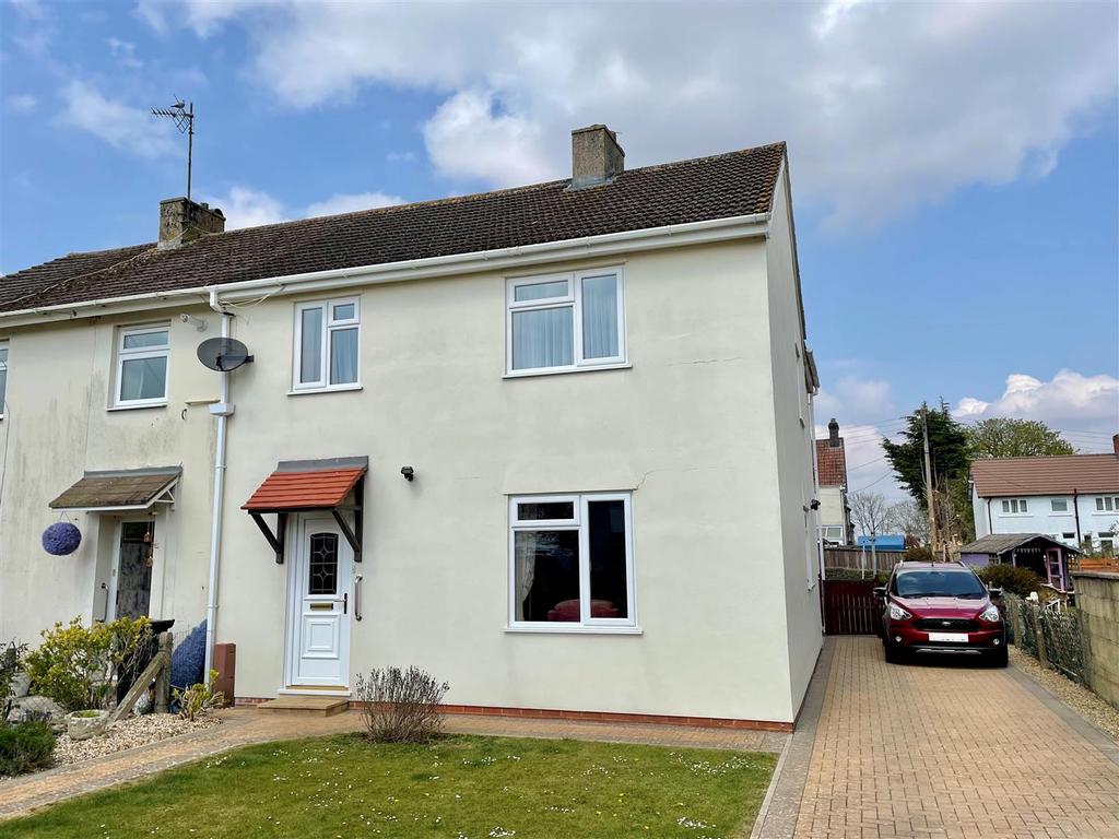 Withymead Road, Marshfield, Chippenham 4 bed semidetached house £375,000