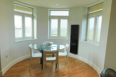 2 bedroom flat to rent, Thames Edge, Clarence Street, Staines, Middlesex, TW18 4BU