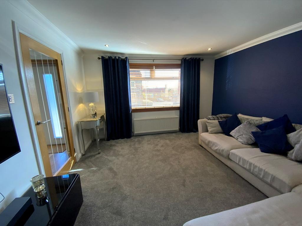 Loughborough Road, Kirkcaldy, KY1 3 bed end of terrace house £139,999