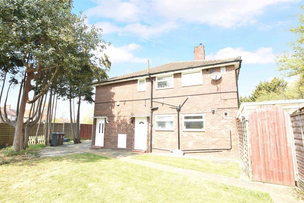 Gresham Road, Hounslow 2 bed £1,395 pcm (£322 pw)