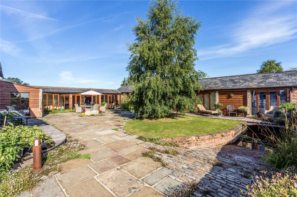 Courtyard and Annexe