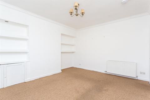 65 Balvaird Place, Perth, PH1 5DZ