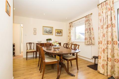20 Manor Drive, Chagford, Newton Abbot, TQ13 8BH