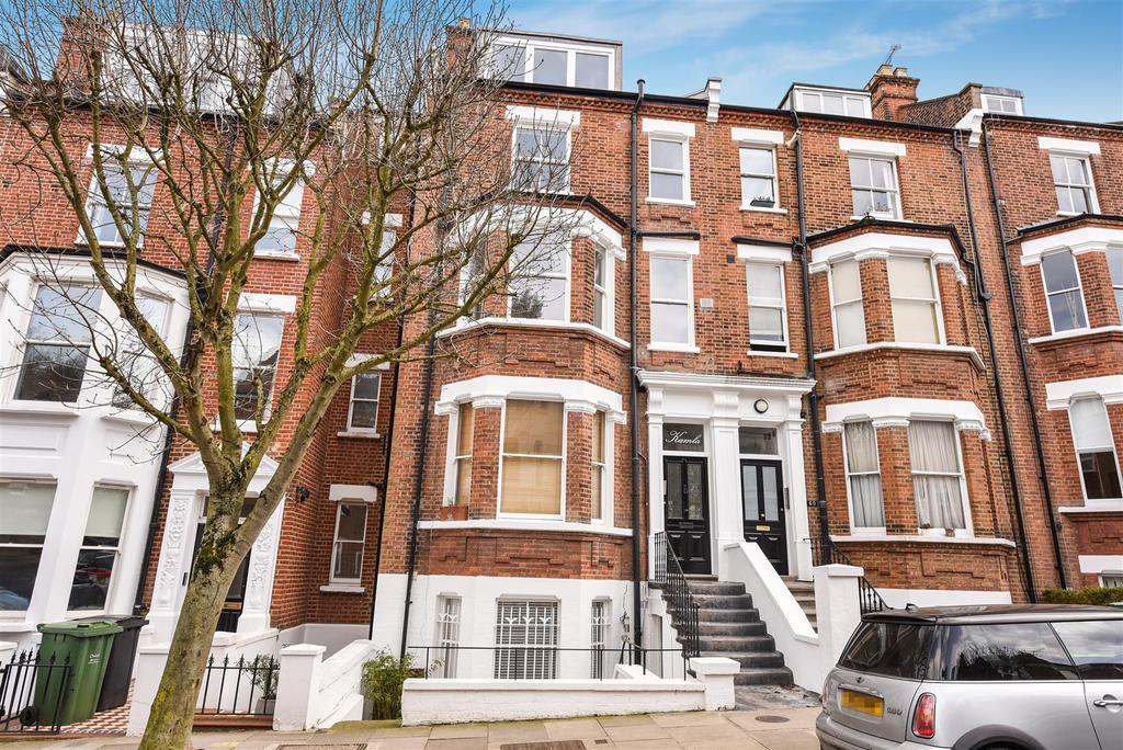 Pilgrims Lane, Hampstead Village, NW3 4 bed apartment £6,998 pcm (£