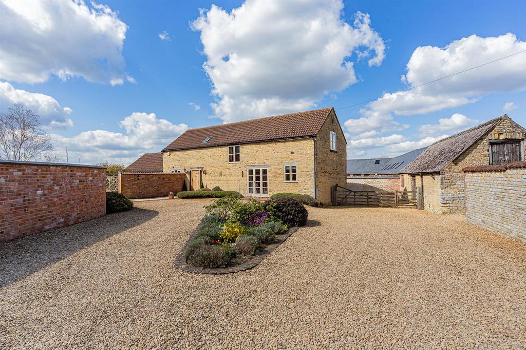 Main Street, Barrow, Rutland 5 bed barn conversion £1,100,000