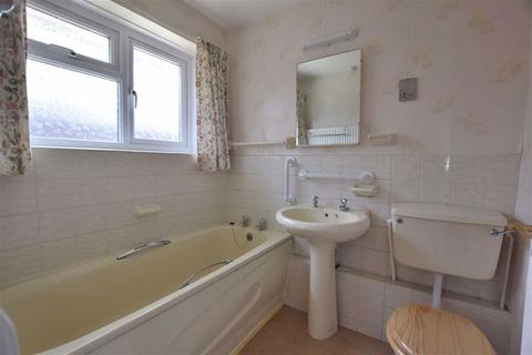 5 Denham Close, Tuffley, Gloucester, GL4 0SF