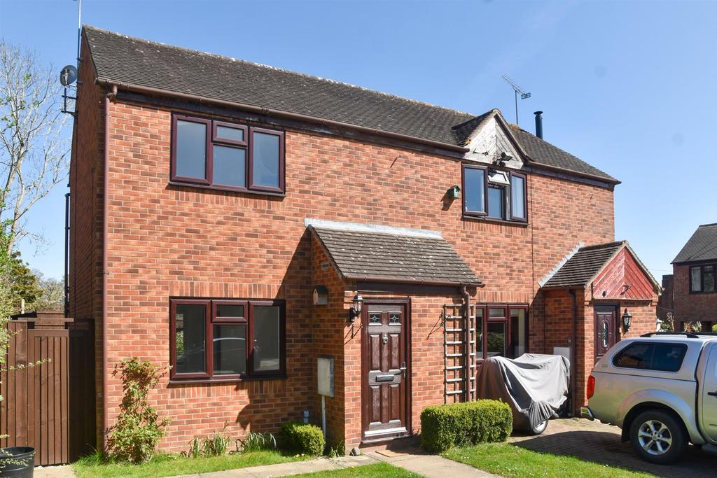 Close, Norton Lindsey, Warwick 2 bed semidetached house £139,454