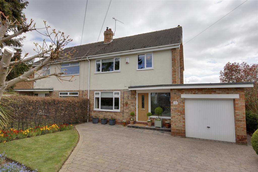 Woodland Drive, Anlaby 3 bed semidetached house £285,000