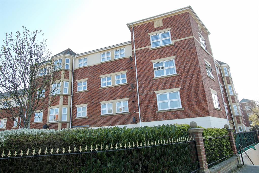 Victoria Court, Sunderland 2 bed house £94,950