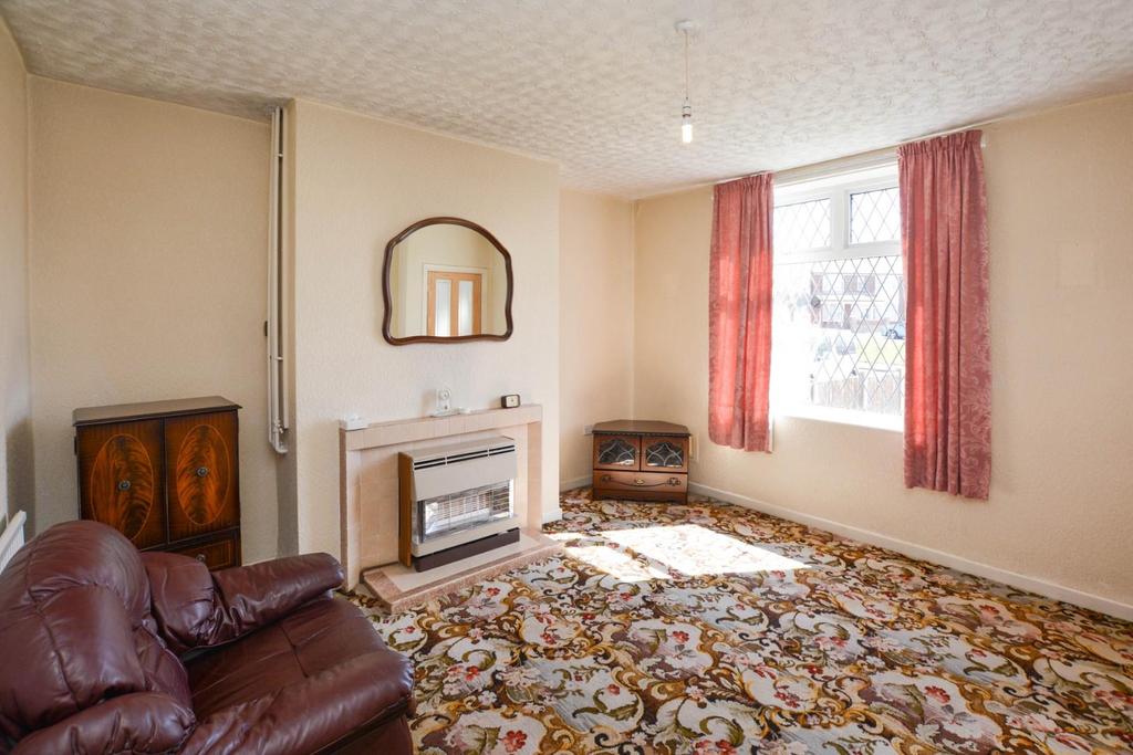 Birchley Road, Billinge, Wigan, WN5 7QH 2 bed semidetached house £135,000