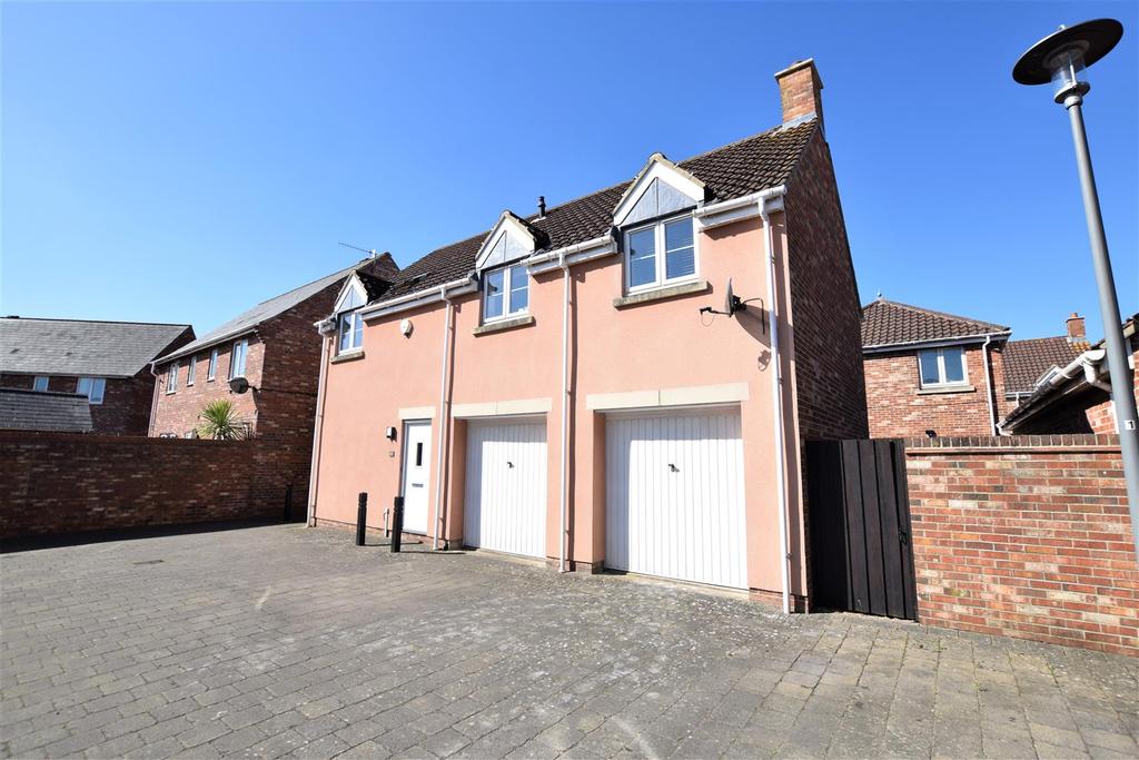 Thyme Close, Portishead 1 bed coach house £242,500