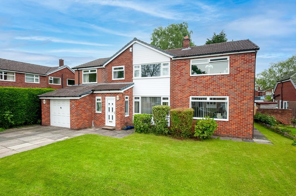 Bowden Close, Culcheth, Warrington, WA3 5 bed detached house £595,000