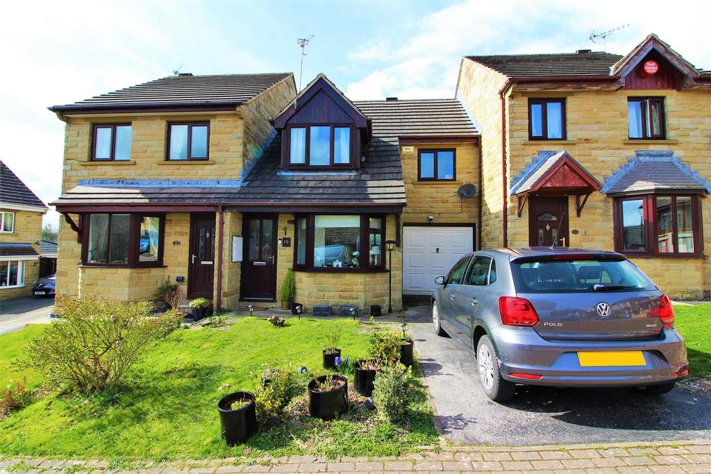 Elder Mews, Shelley, Huddersfield, HD8 8JU 3 bed terraced house £210,000