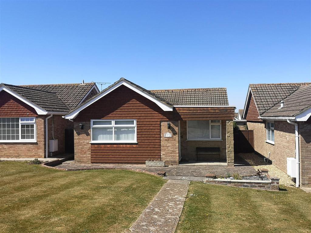 Seven Sisters Road, Eastbourne 3 bed detached bungalow £350,000
