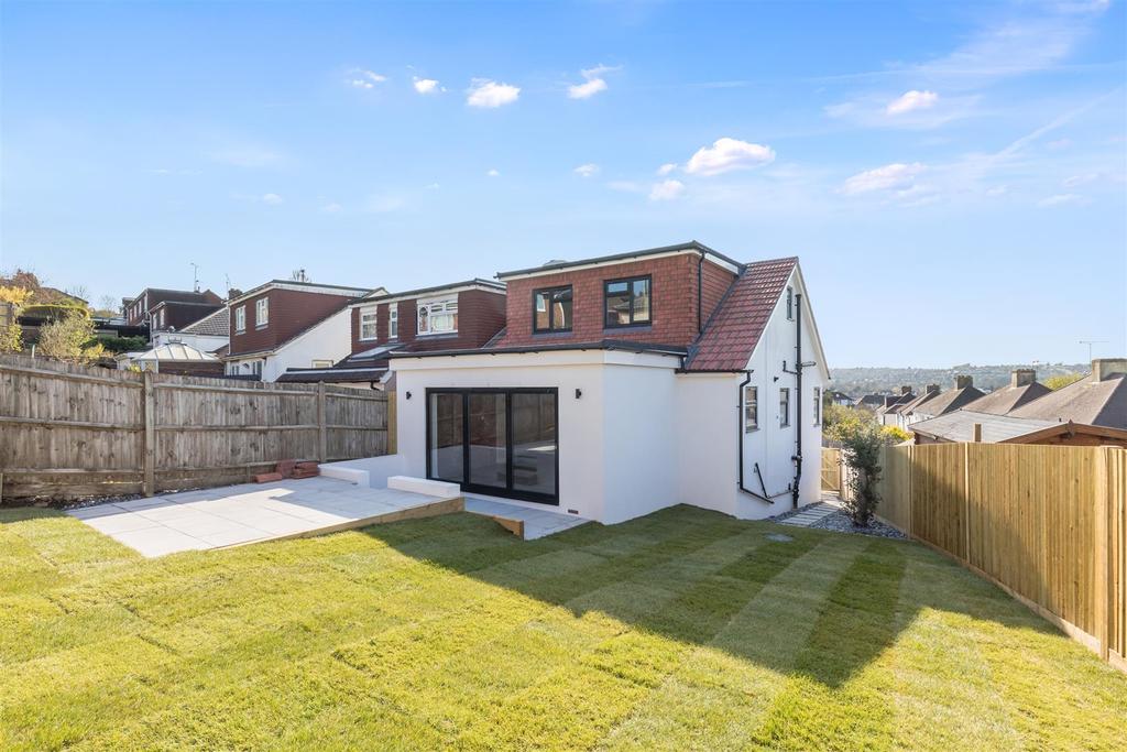 Greenfield Crescent, Brighton 4 bed semidetached bungalow £525,000