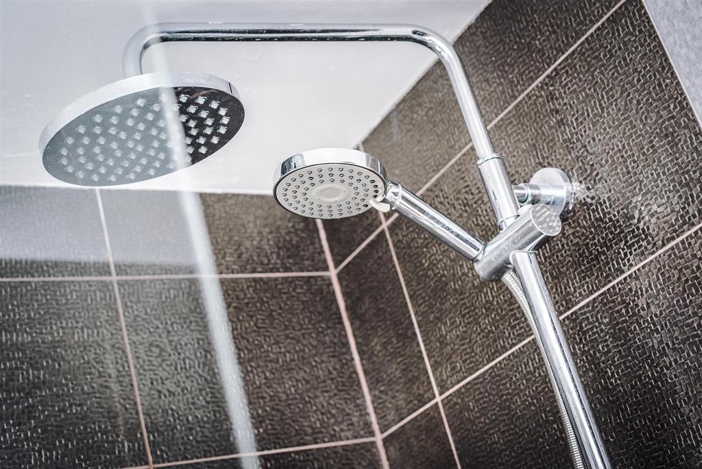 Hedworth Gardens Shower.jpg