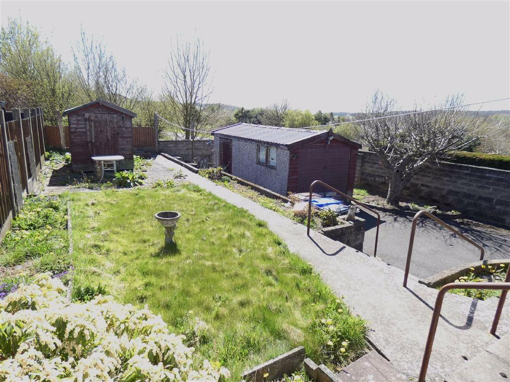 36, Thorley Drive, Cheadle 2 bed semidetached bungalow £139,000