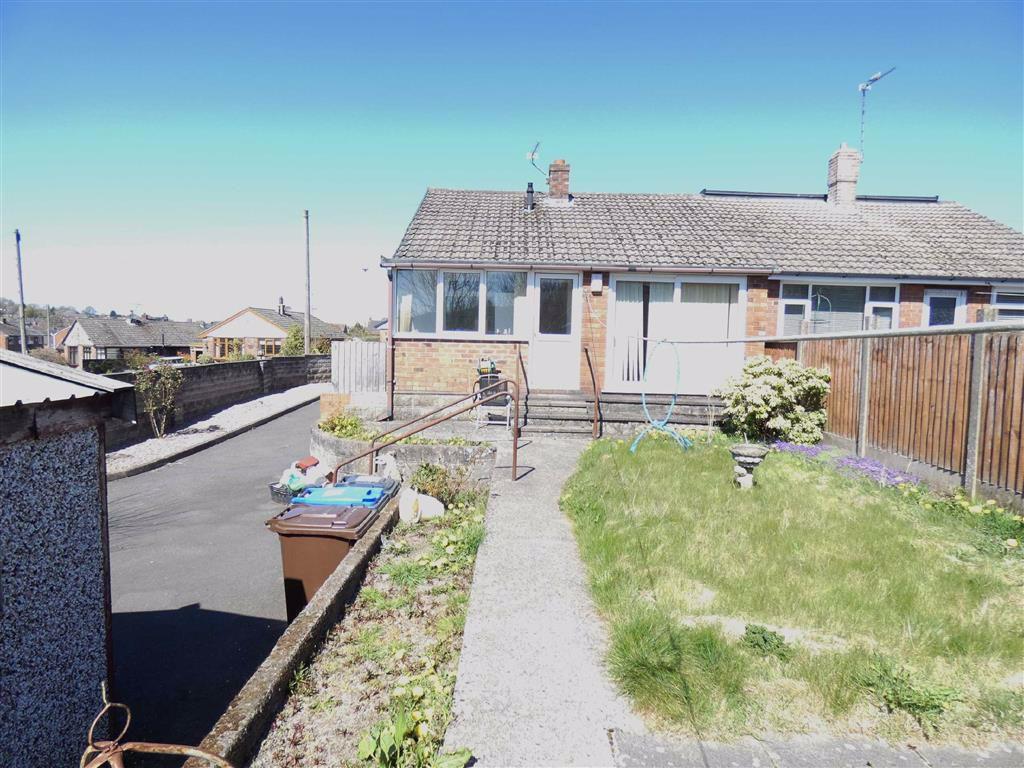 36, Thorley Drive, Cheadle 2 bed semidetached bungalow £139,000