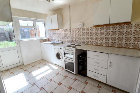 11 Longfield, Harlow, CM18 6JY