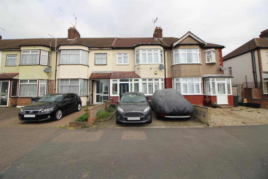 Trinity Lane, Waltham Cross 3 bed terraced house £439,995