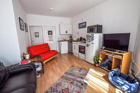 Flat 1, 18 Station Road, Burry Port, SA16 0LR