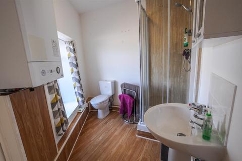 Flat 2, 18 Station Road, Burry Port, SA16 0LR