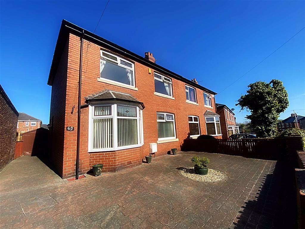 High View, Wallsend, Tyne And Wear, NE28 3 bed semidetached house £
