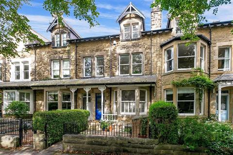 57 West End Avenue, Harrogate, HG2 9BX