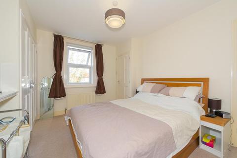 18 Horton Hill, Epsom, KT19 8SS