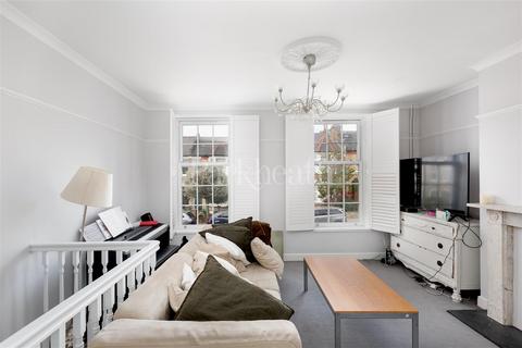 4 bedroom townhouse to rent, Agamemnon Road, West Hampstead NW6