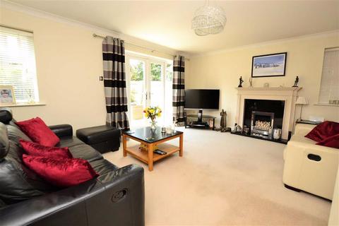 5 Aberaman, Emmer Green, Reading, RG4 8LD