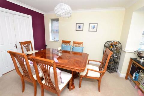 5 Aberaman, Emmer Green, Reading, RG4 8LD