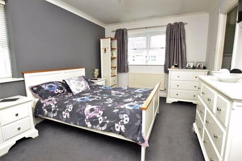 5 Aberaman, Emmer Green, Reading, RG4 8LD