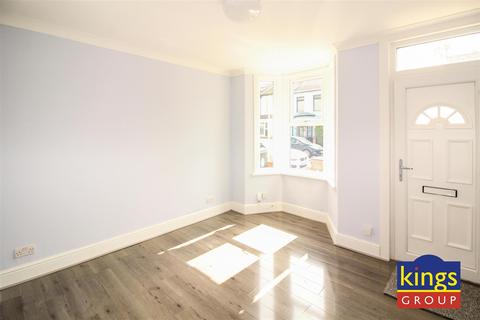 3 Mansfield Road, London, E17 6PH