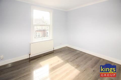 3 Mansfield Road, London, E17 6PH