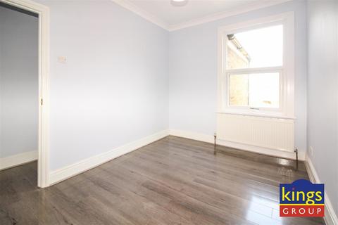 3 Mansfield Road, London, E17 6PH