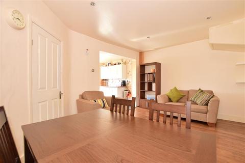 55 Dunton Road, Romford, RM1 4AD