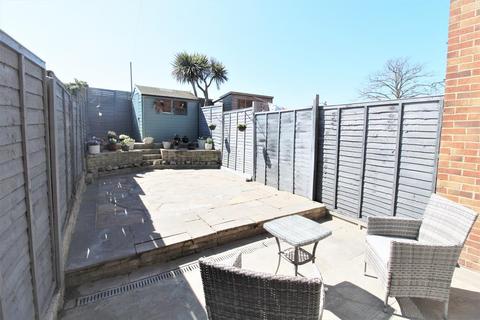 27 Ashurst Close, Crayford, Dartford, DA1 4SX
