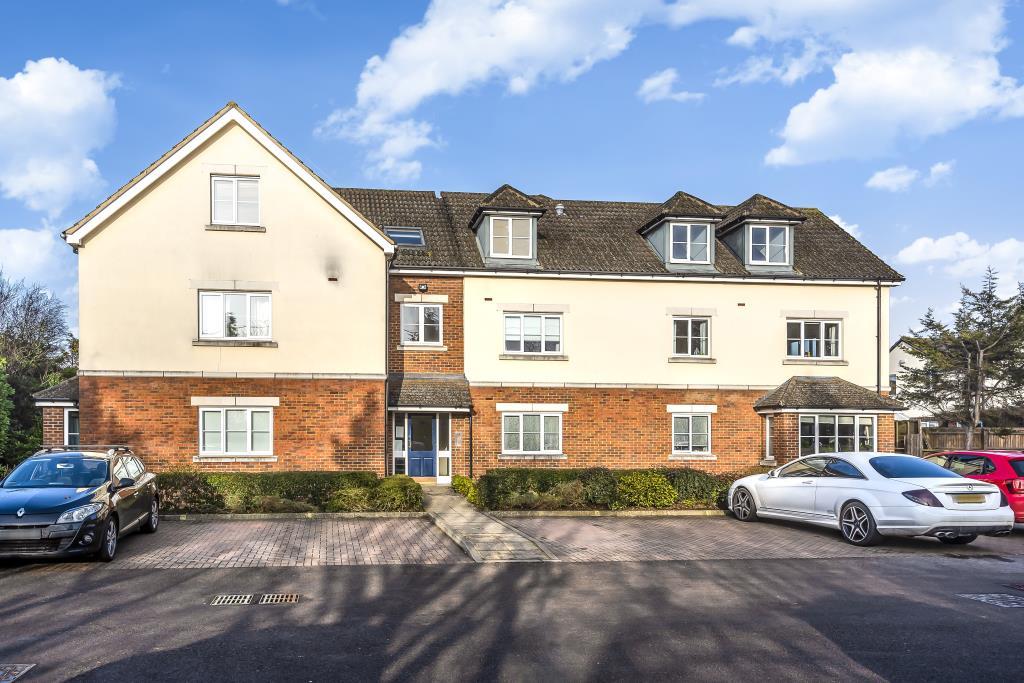 Bicester, Oxfordshire, OX26 2 bed flat £270,000