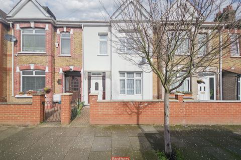 Alfred Gardens, Southall UB1