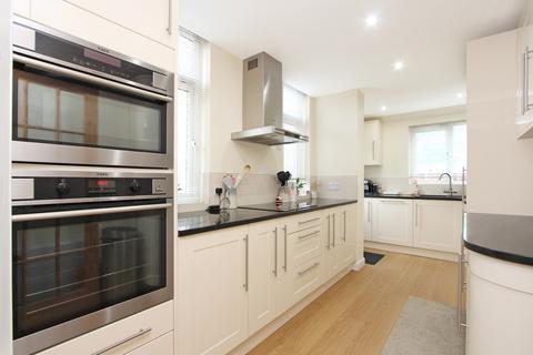 130 Popes Lane, London, W5 4NP