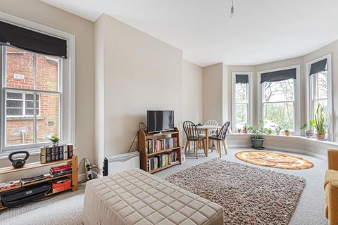 2 bedroom flat for sale - Park Terrace,  Llandrindod Wells,  Powys,  LD1