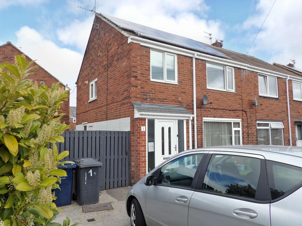Rodin Avenue, Whiteleas, South Shields, Tyne and Wear, NE34 8HY 3 bed