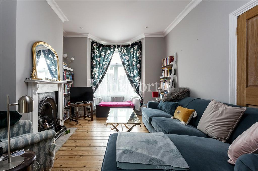House in London - View 2
