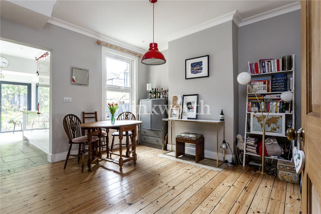 House in London - View 5
