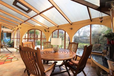 33 Beacon Way, Lympne, Hythe, CT21 4LJ