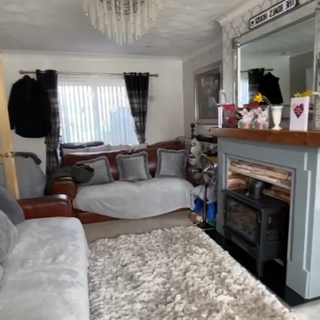 Dawlish avenue, Droylsden, Greater... 3 bed semidetached house £175,000