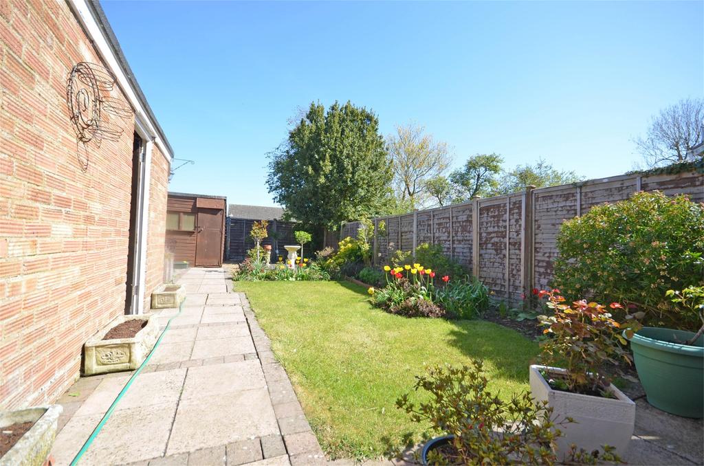 Langham Road, Raunds, Wellingborough... 3 bed semidetached house £240,000